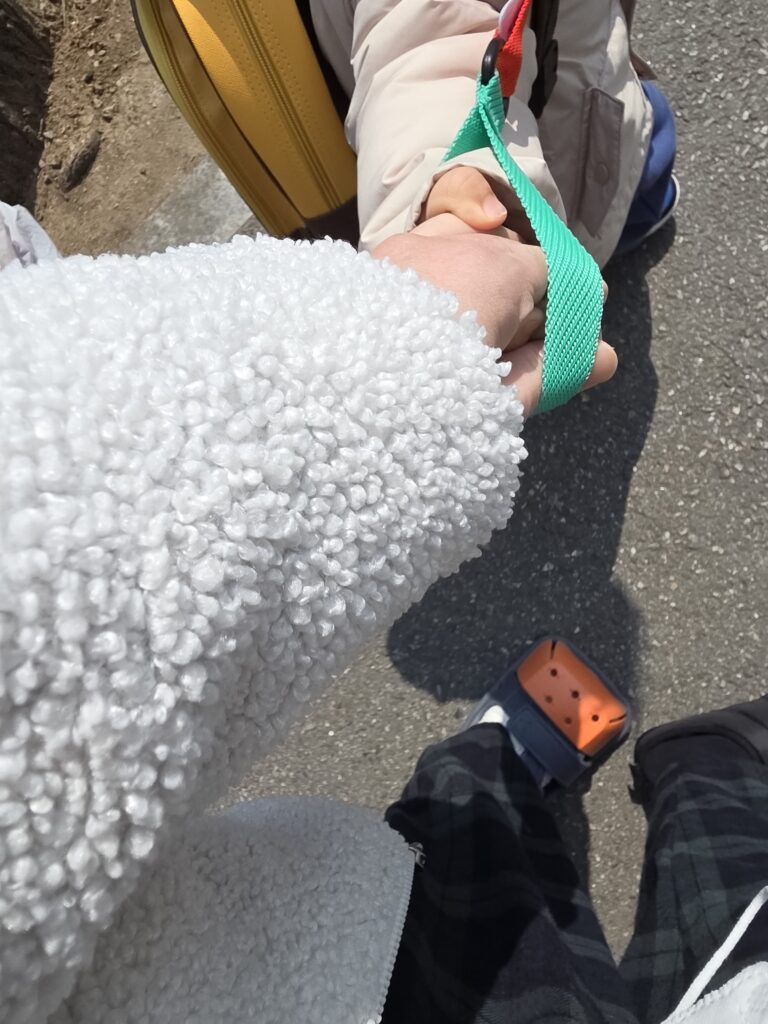 아기 갑자기 뛰어나갈때